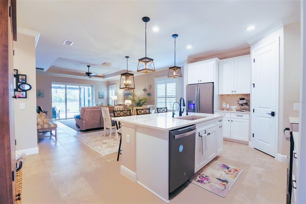 For Sale: $499,000 (3 beds, 2 baths, 1808 Square Feet)