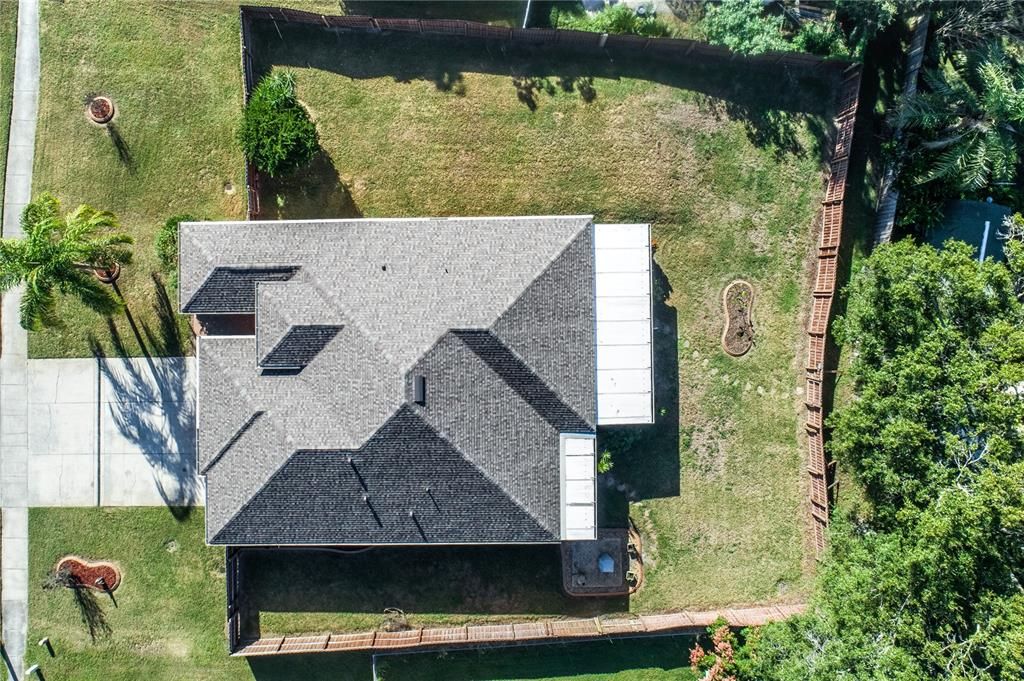 Active With Contract: $485,000 (3 beds, 2 baths, 2046 Square Feet)