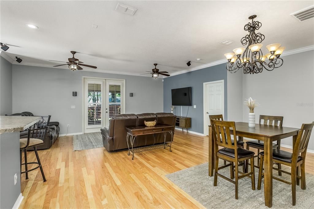 Active With Contract: $485,000 (3 beds, 2 baths, 2046 Square Feet)