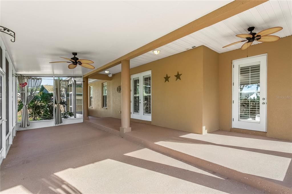 Active With Contract: $485,000 (3 beds, 2 baths, 2046 Square Feet)