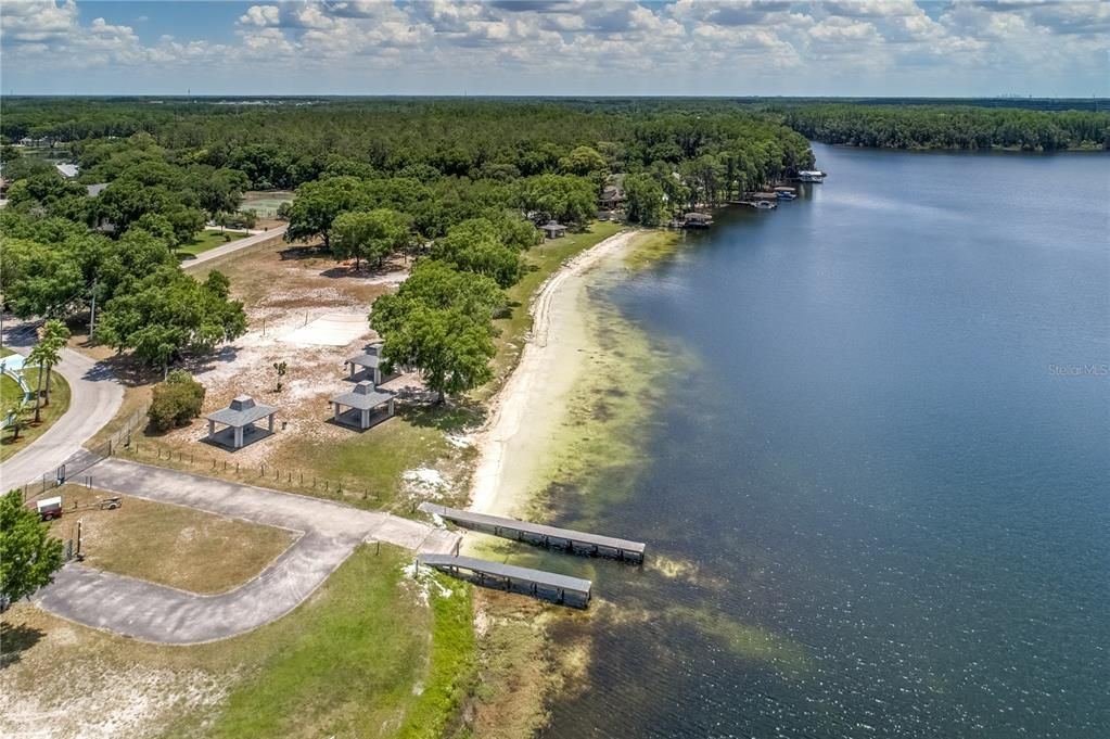 Active With Contract: $485,000 (3 beds, 2 baths, 2046 Square Feet)