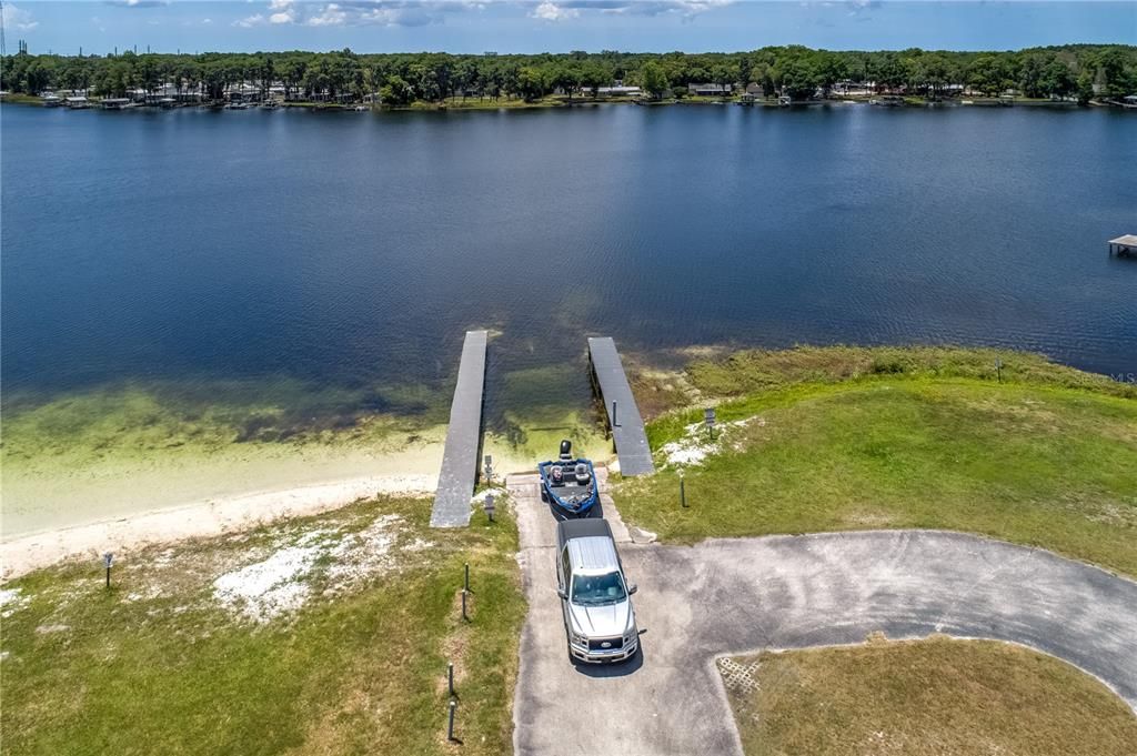 Active With Contract: $485,000 (3 beds, 2 baths, 2046 Square Feet)