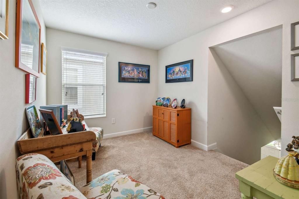 For Sale: $459,900 (3 beds, 2 baths, 1950 Square Feet)