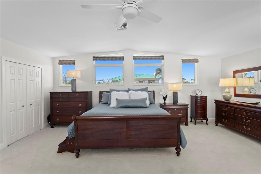 待售: $1,595,000 (3 贝兹, 3 浴室, 3069 平方英尺)