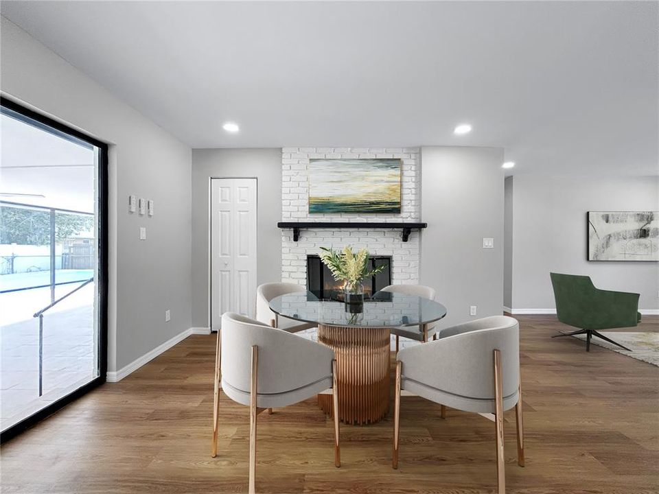 合同活跃: $339,990 (3 贝兹, 2 浴室, 1820 平方英尺)