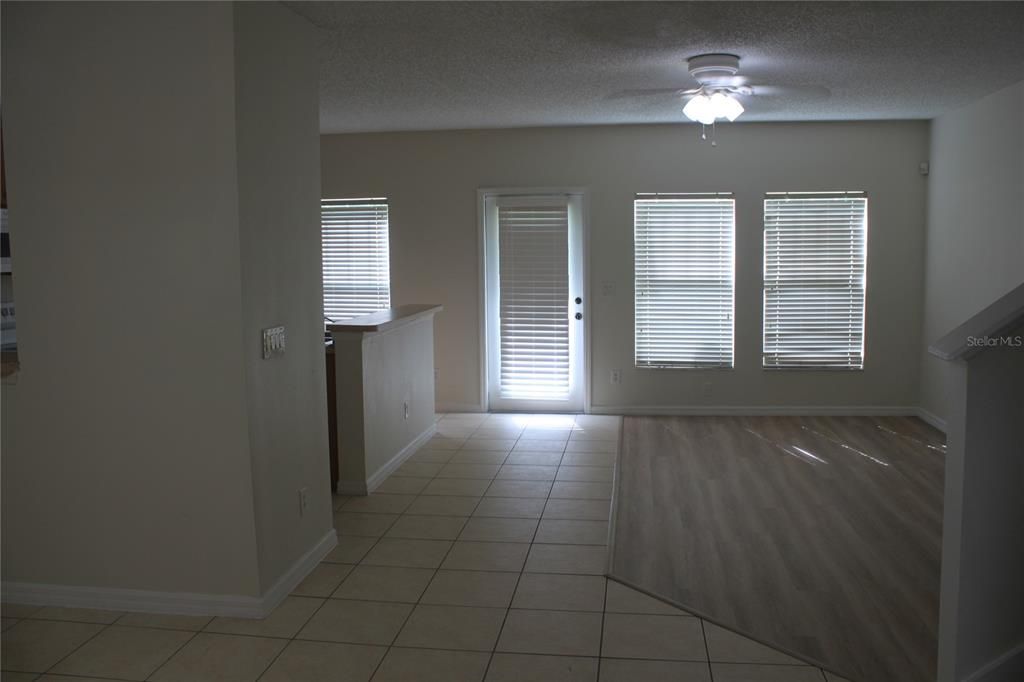 For Rent: $1,950 (3 beds, 2 baths, 1824 Square Feet)