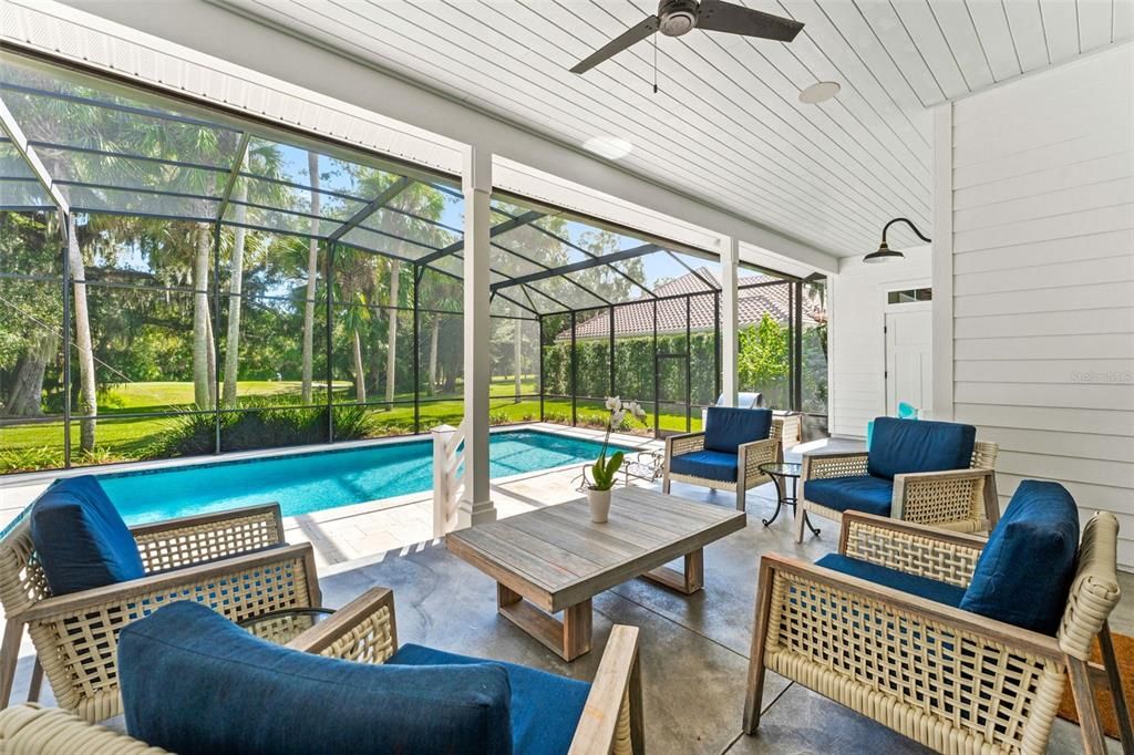 合同活跃: $925,000 (4 贝兹, 3 浴室, 2516 平方英尺)