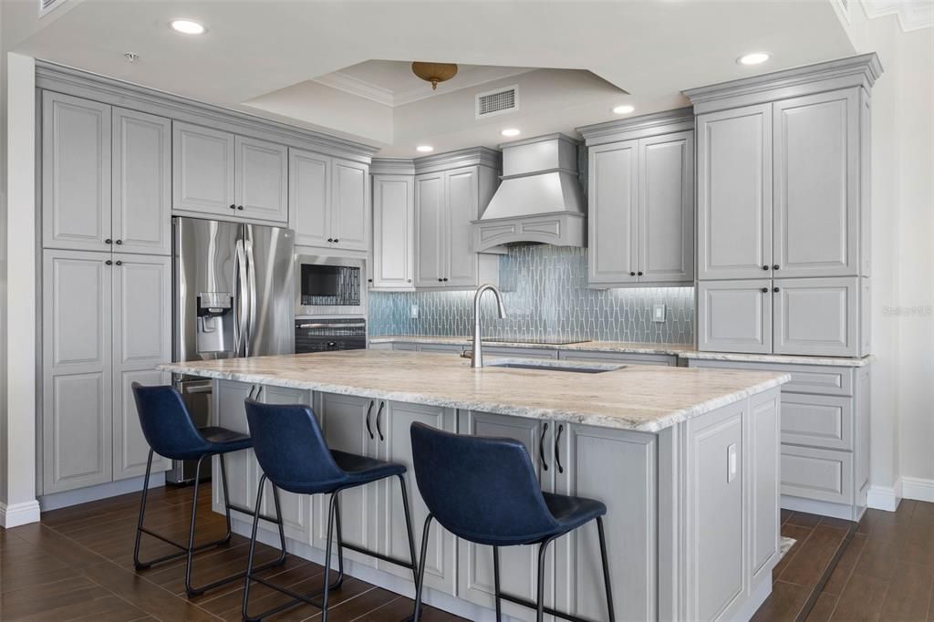 Active With Contract: $1,677,000 (4 beds, 3 baths, 2690 Square Feet)