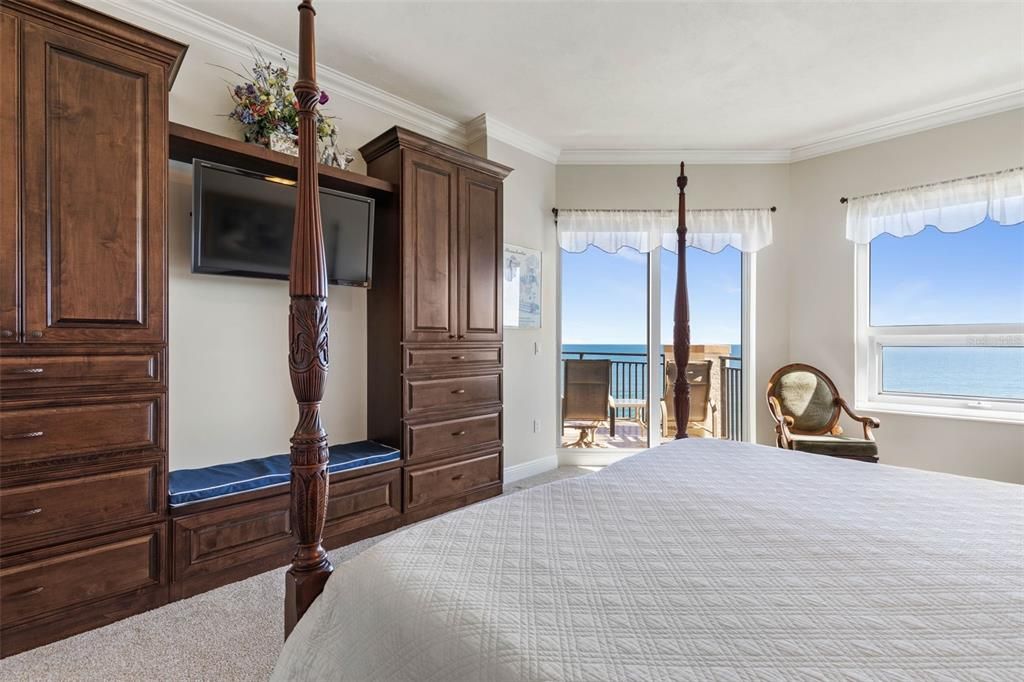 Active With Contract: $1,677,000 (4 beds, 3 baths, 2690 Square Feet)