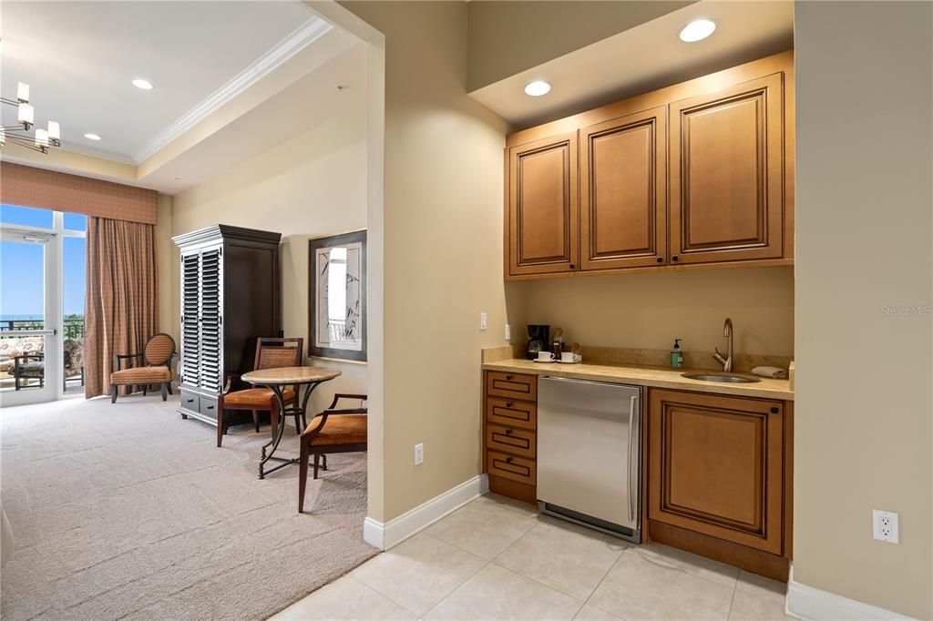 Active With Contract: $1,677,000 (4 beds, 3 baths, 2690 Square Feet)