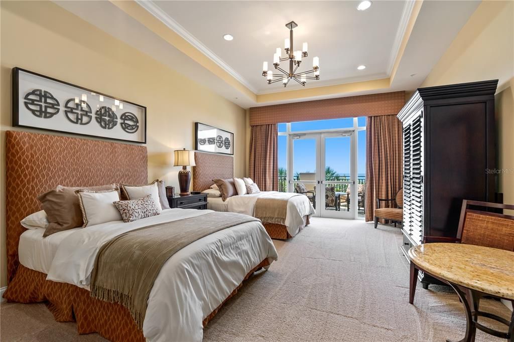 Active With Contract: $1,677,000 (4 beds, 3 baths, 2690 Square Feet)