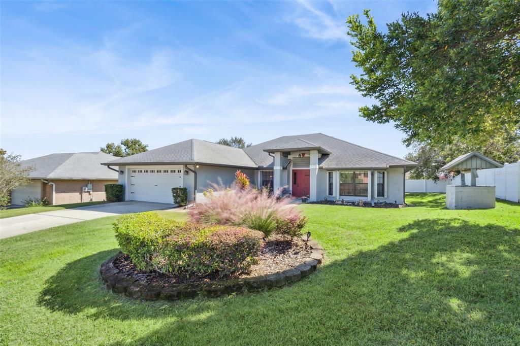 Active With Contract: $350,000 (3 beds, 2 baths, 1990 Square Feet)