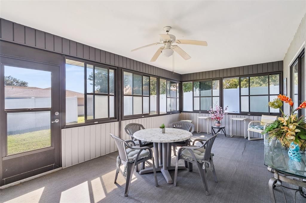 Active With Contract: $350,000 (3 beds, 2 baths, 1990 Square Feet)