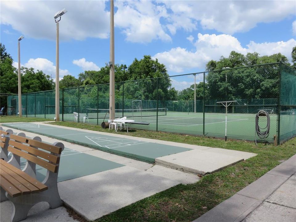 For Rent: $1,295 (2 beds, 2 baths, 935 Square Feet)