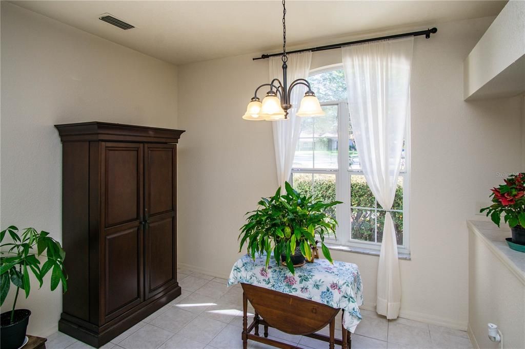 For Sale: $389,000 (3 beds, 2 baths, 2427 Square Feet)