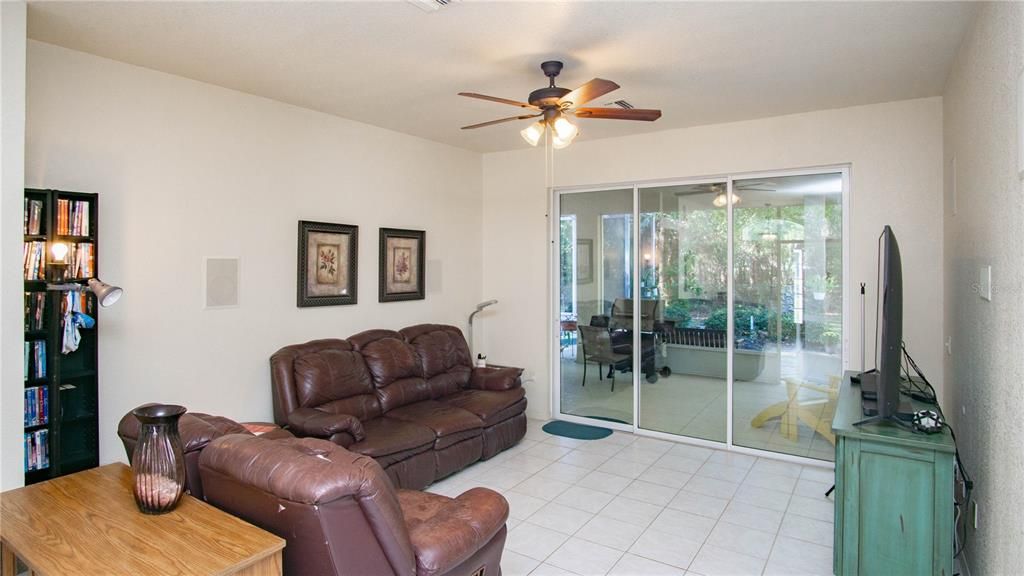 For Sale: $389,000 (3 beds, 2 baths, 2427 Square Feet)