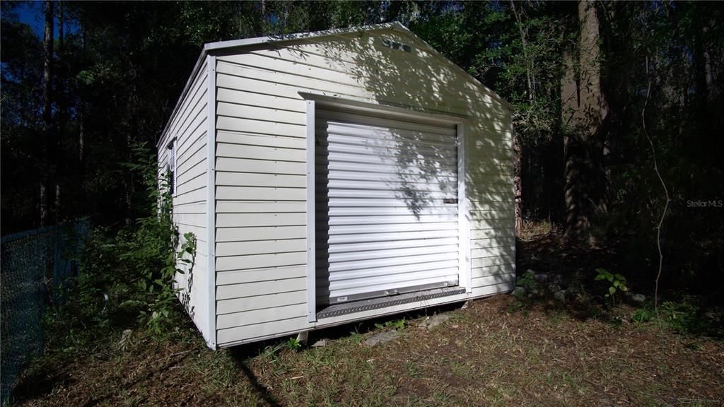 For Sale: $389,000 (3 beds, 2 baths, 2427 Square Feet)