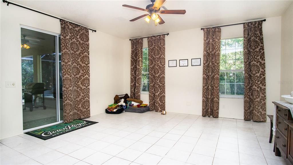 For Sale: $389,000 (3 beds, 2 baths, 2427 Square Feet)