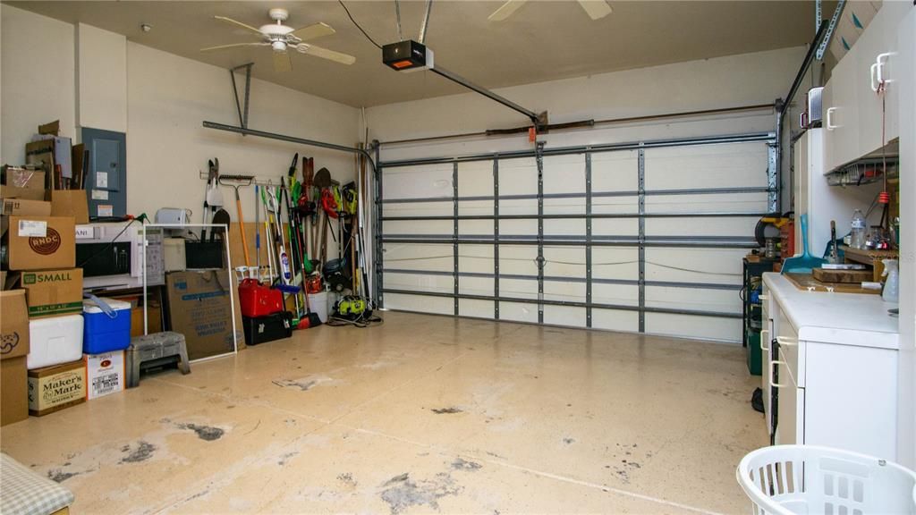 For Sale: $389,000 (3 beds, 2 baths, 2427 Square Feet)