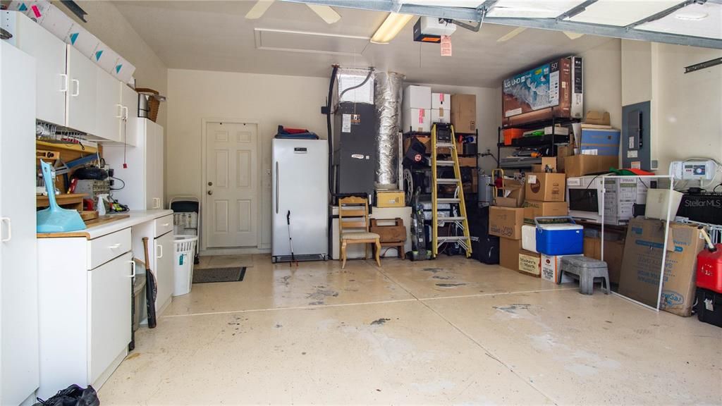 For Sale: $389,000 (3 beds, 2 baths, 2427 Square Feet)