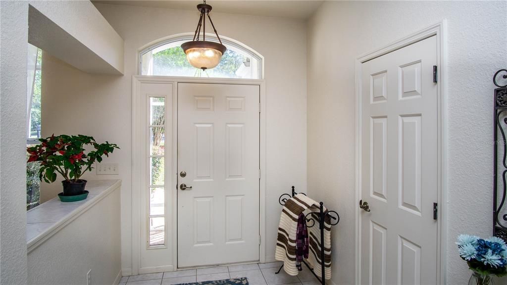 For Sale: $389,000 (3 beds, 2 baths, 2427 Square Feet)