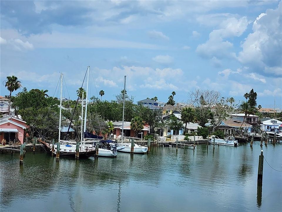 合同活跃: $1,200,000 (0.29 acres)