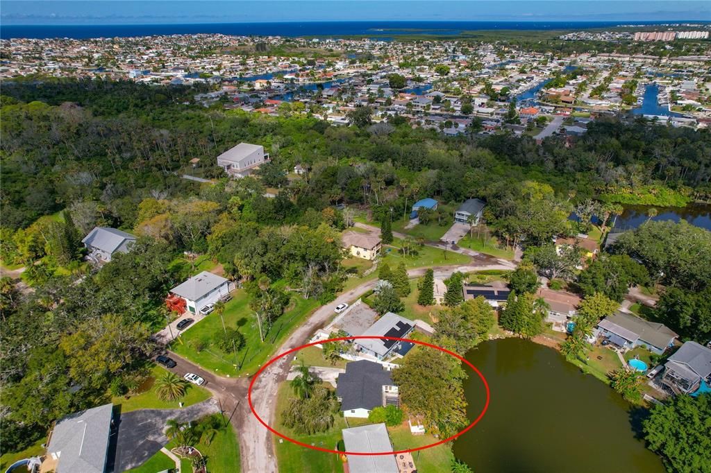 For Sale: $219,900 (2 beds, 1 baths, 1012 Square Feet)