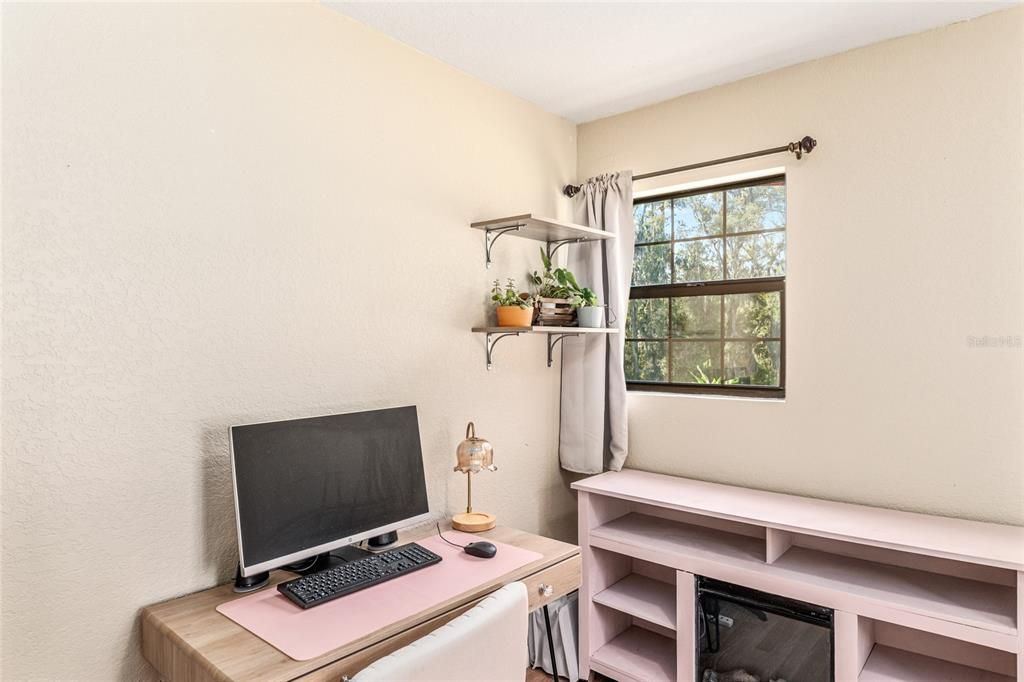 待售: $375,000 (2 贝兹, 2 浴室, 1144 平方英尺)