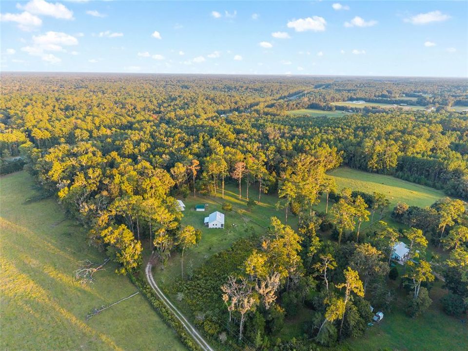 待售: $375,000 (2 贝兹, 2 浴室, 1144 平方英尺)