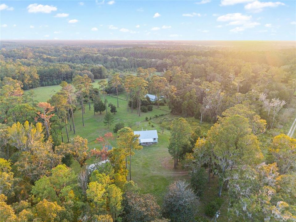 待售: $375,000 (2 贝兹, 2 浴室, 1144 平方英尺)