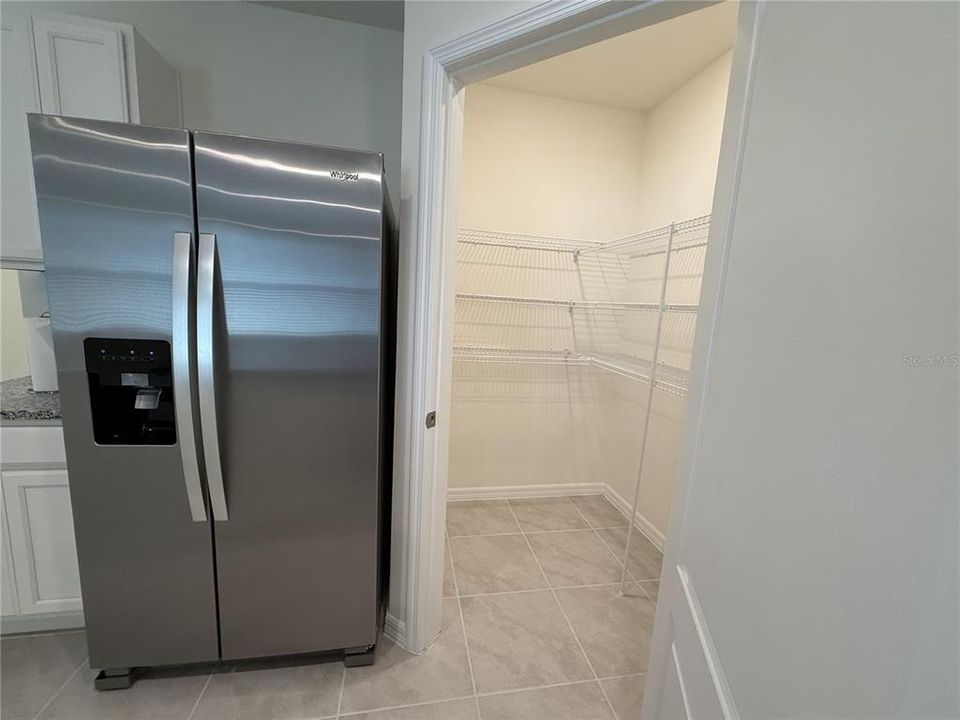 出租: $2,200 (4 贝兹, 2 浴室, 1665 平方英尺)