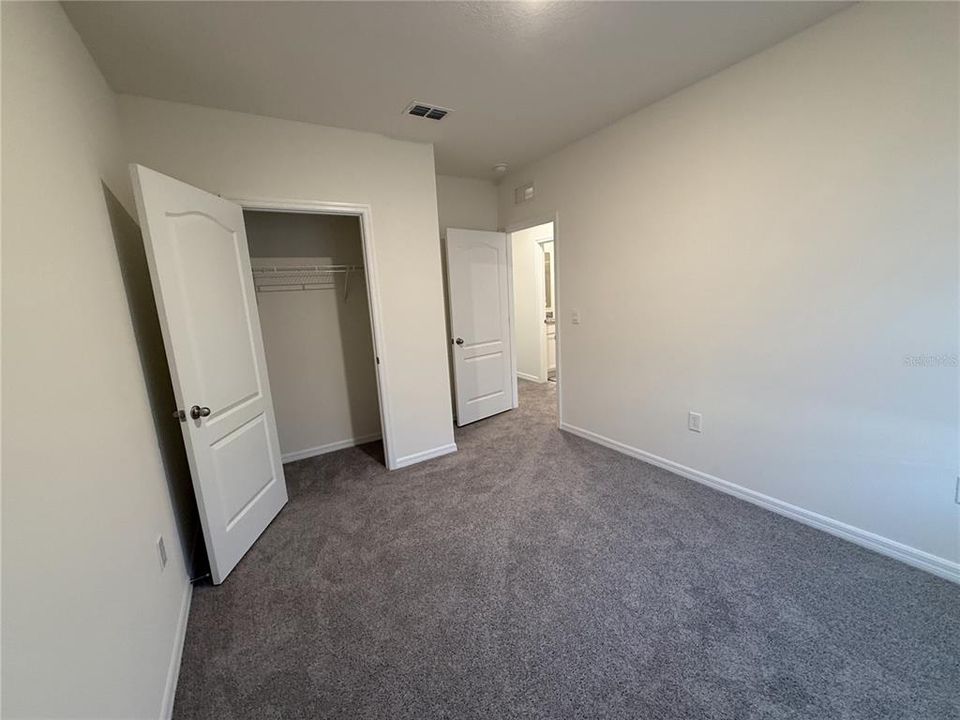 出租: $2,200 (4 贝兹, 2 浴室, 1665 平方英尺)