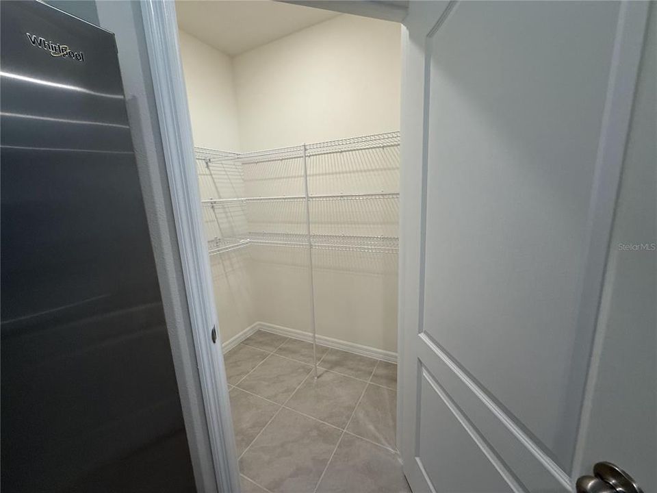 出租: $2,200 (4 贝兹, 2 浴室, 1665 平方英尺)