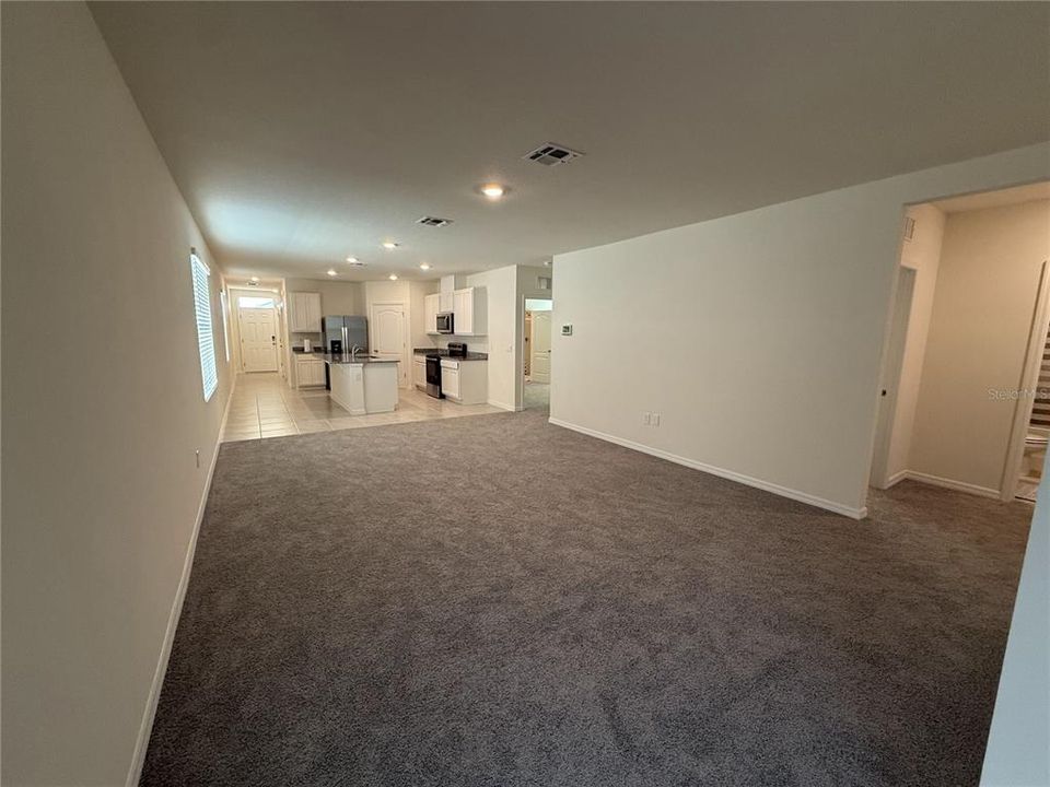 出租: $2,200 (4 贝兹, 2 浴室, 1665 平方英尺)