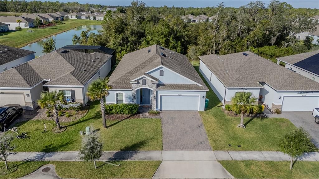 For Sale: $399,900 (4 beds, 2 baths, 2133 Square Feet)