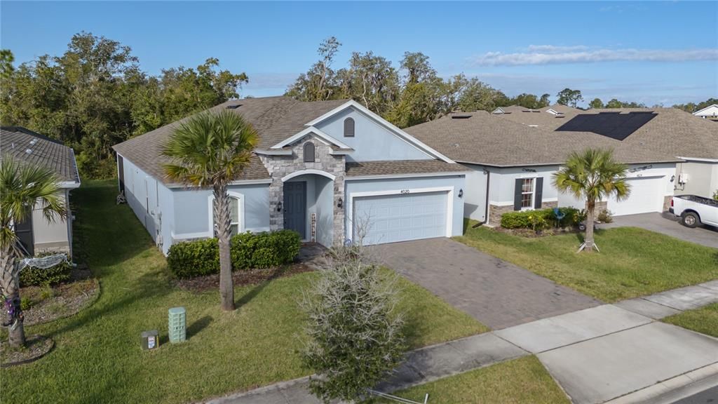 For Sale: $399,900 (4 beds, 2 baths, 2133 Square Feet)