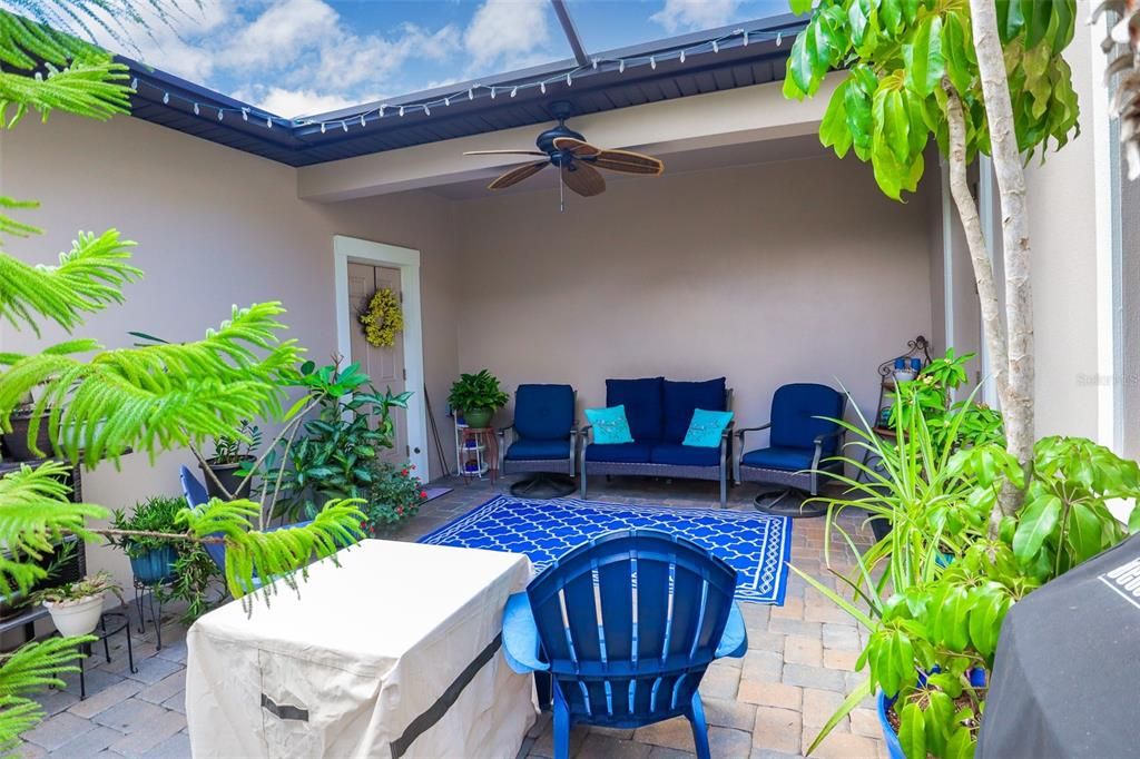 For Sale: $445,000 (3 beds, 2 baths, 1808 Square Feet)