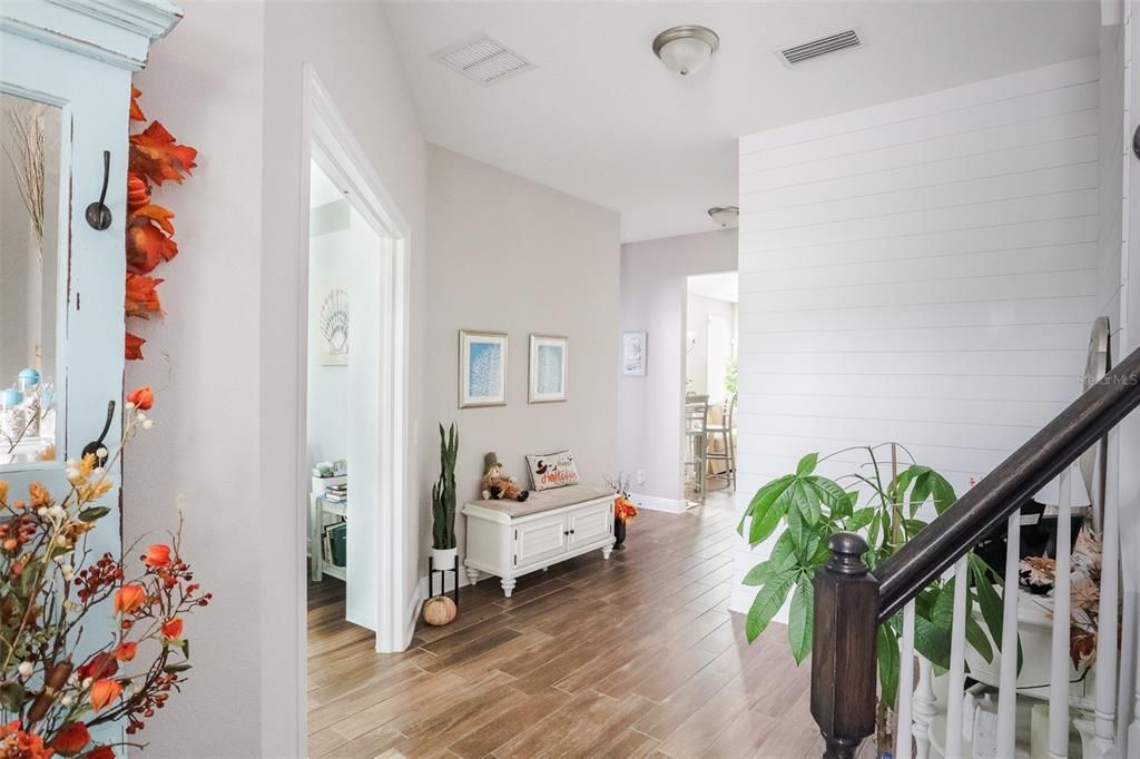 For Sale: $445,000 (3 beds, 2 baths, 1808 Square Feet)