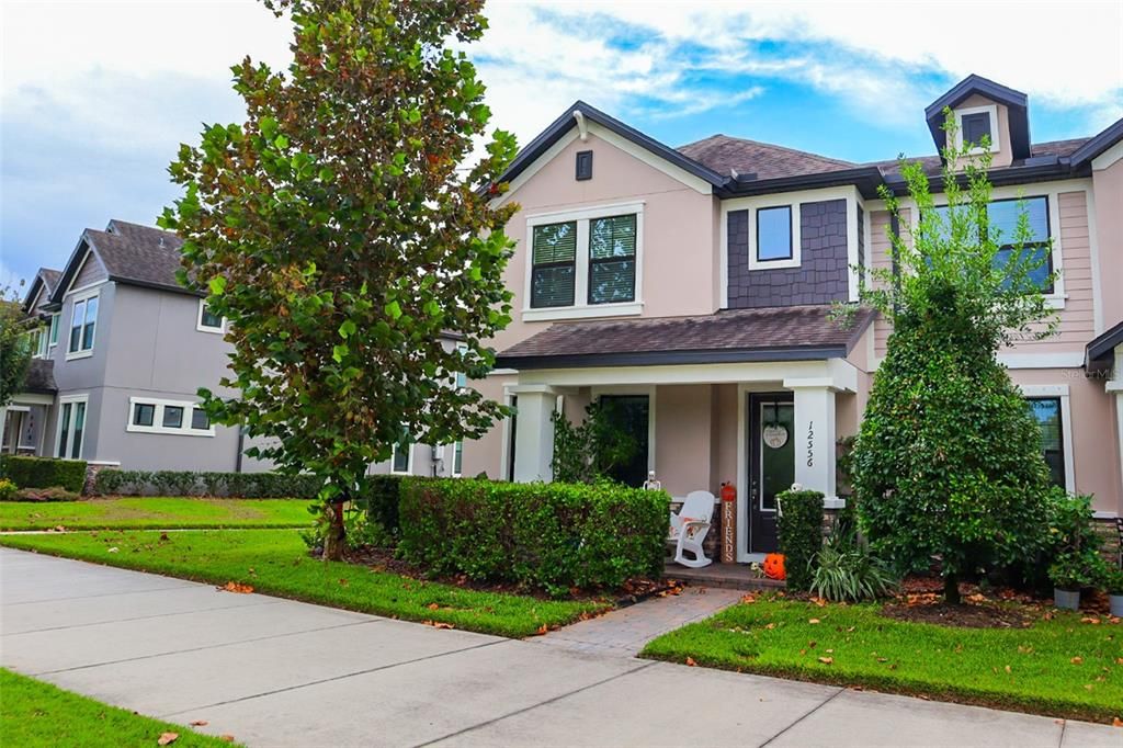 For Sale: $445,000 (3 beds, 2 baths, 1808 Square Feet)