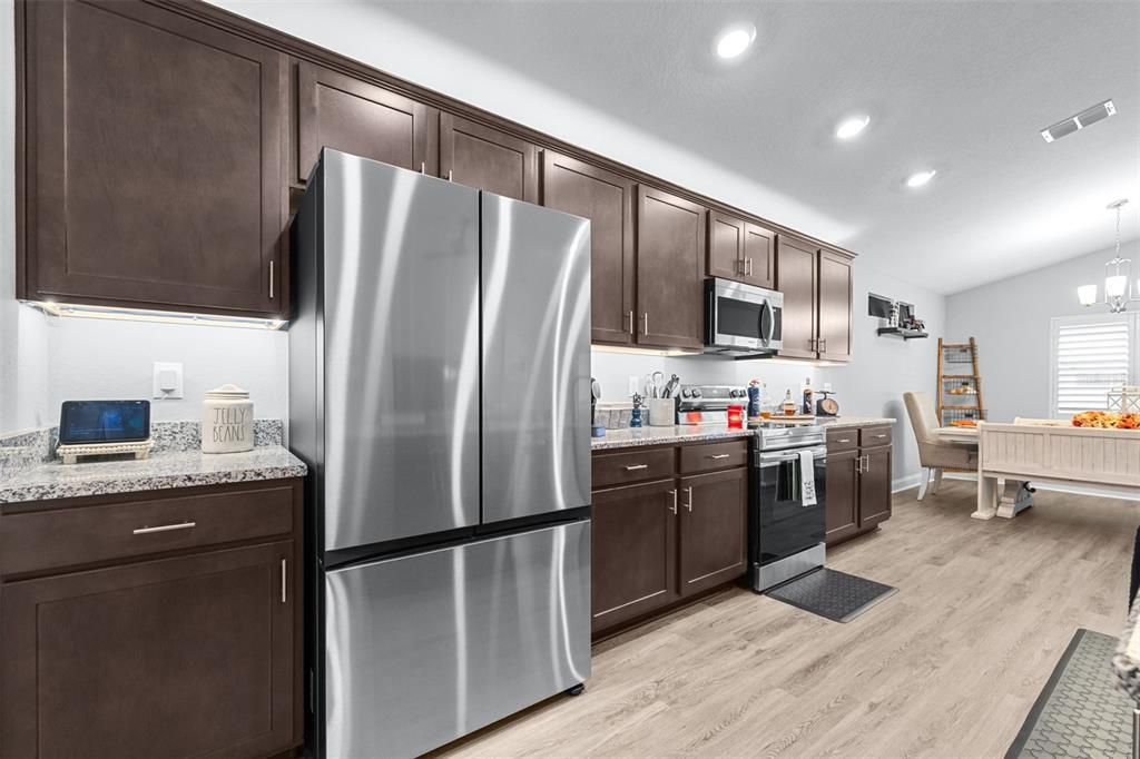 For Sale: $415,000 (3 beds, 2 baths, 2009 Square Feet)