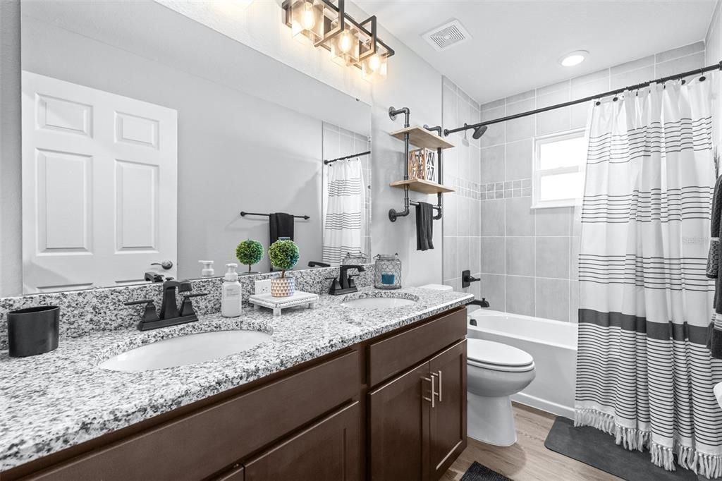 For Sale: $415,000 (3 beds, 2 baths, 2009 Square Feet)