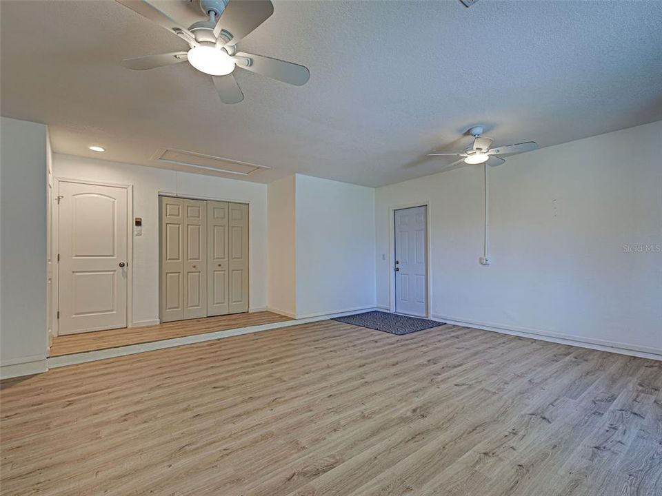 For Sale: $265,000 (3 beds, 2 baths, 1508 Square Feet)