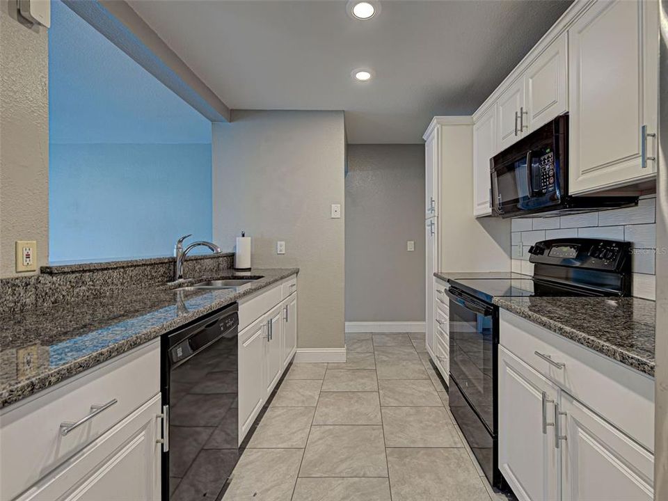 For Sale: $265,000 (3 beds, 2 baths, 1508 Square Feet)