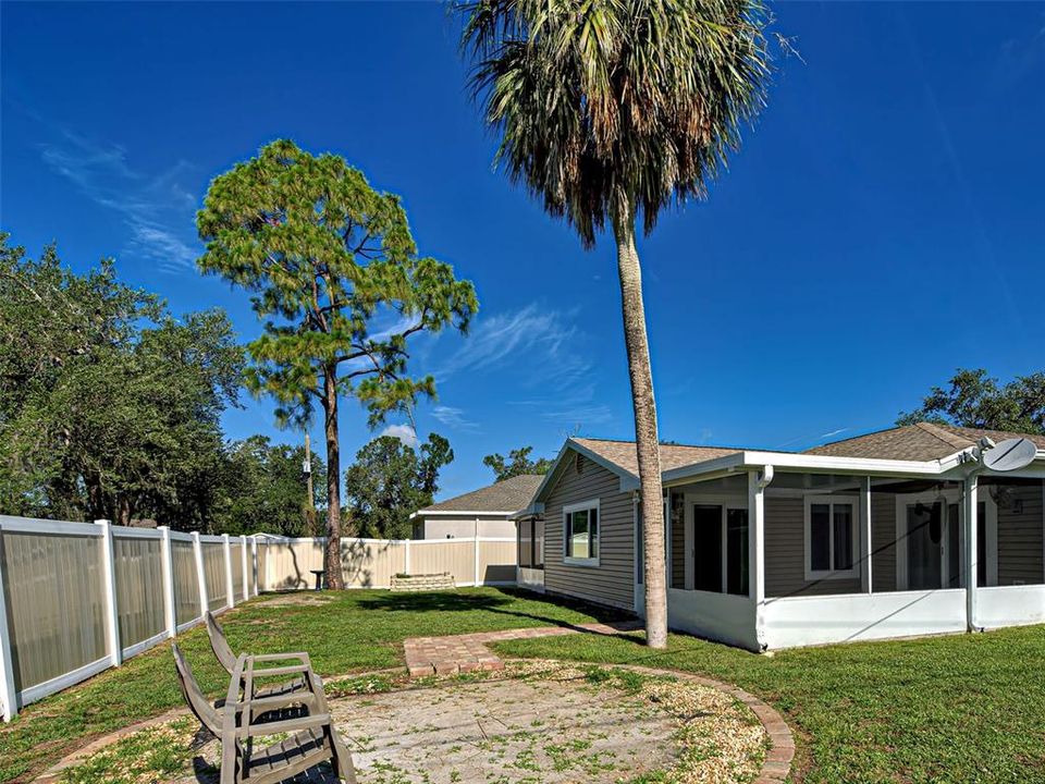 For Sale: $265,000 (3 beds, 2 baths, 1508 Square Feet)