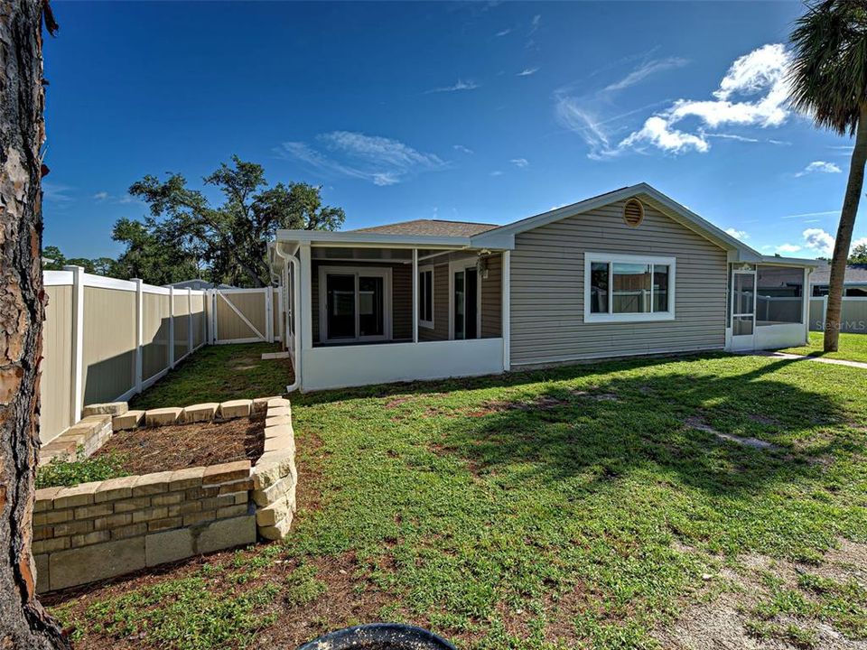 For Sale: $265,000 (3 beds, 2 baths, 1508 Square Feet)