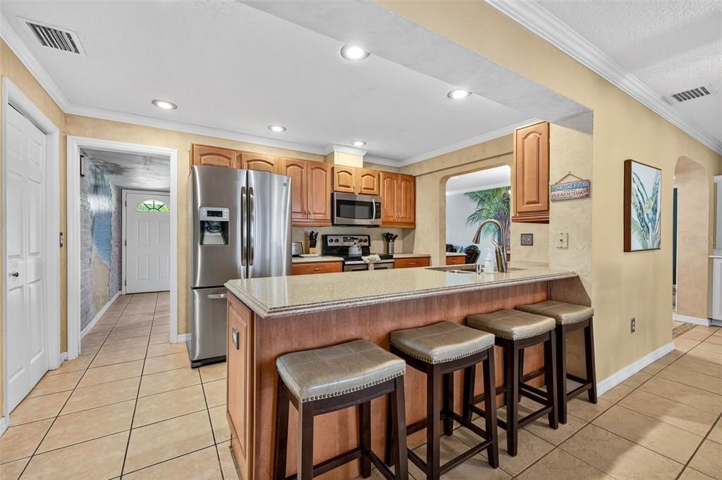 待售: $680,000 (3 贝兹, 2 浴室, 1950 平方英尺)