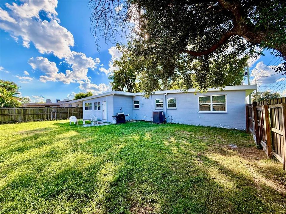 待售: $299,900 (3 贝兹, 2 浴室, 1314 平方英尺)