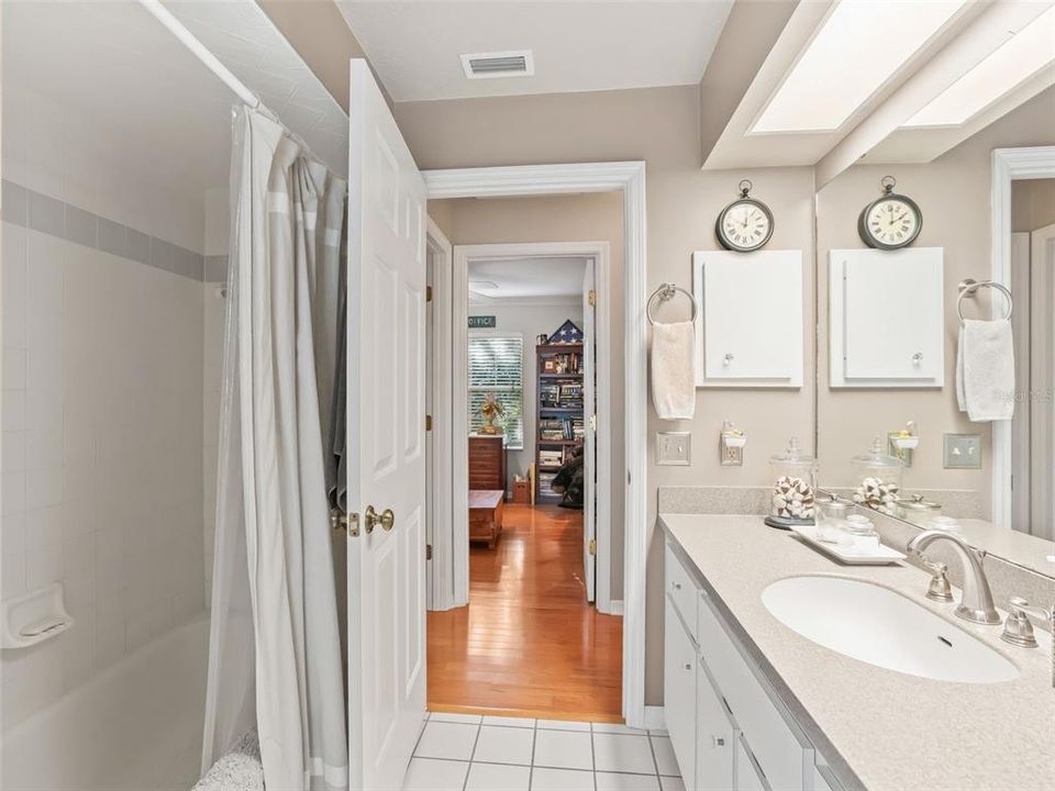 For Sale: $462,000 (3 beds, 2 baths, 2112 Square Feet)