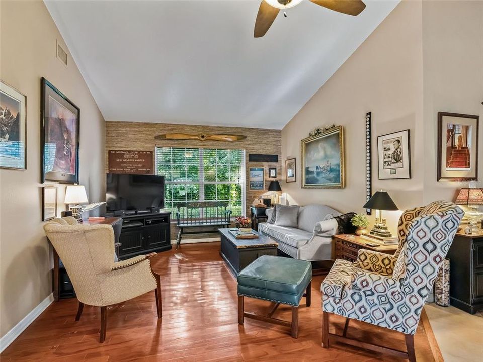 For Sale: $462,000 (3 beds, 2 baths, 2112 Square Feet)