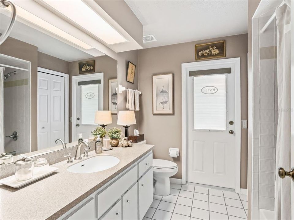 For Sale: $462,000 (3 beds, 2 baths, 2112 Square Feet)